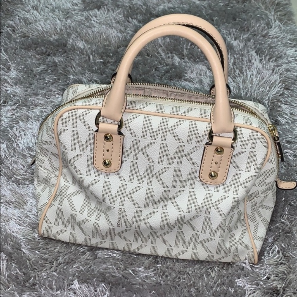 Trendy Micheal Kors Purse